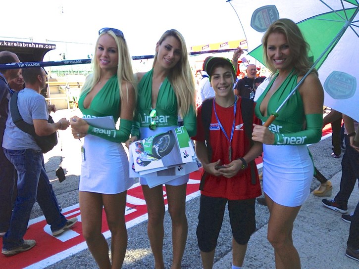 Paddock girls απο τώρα;